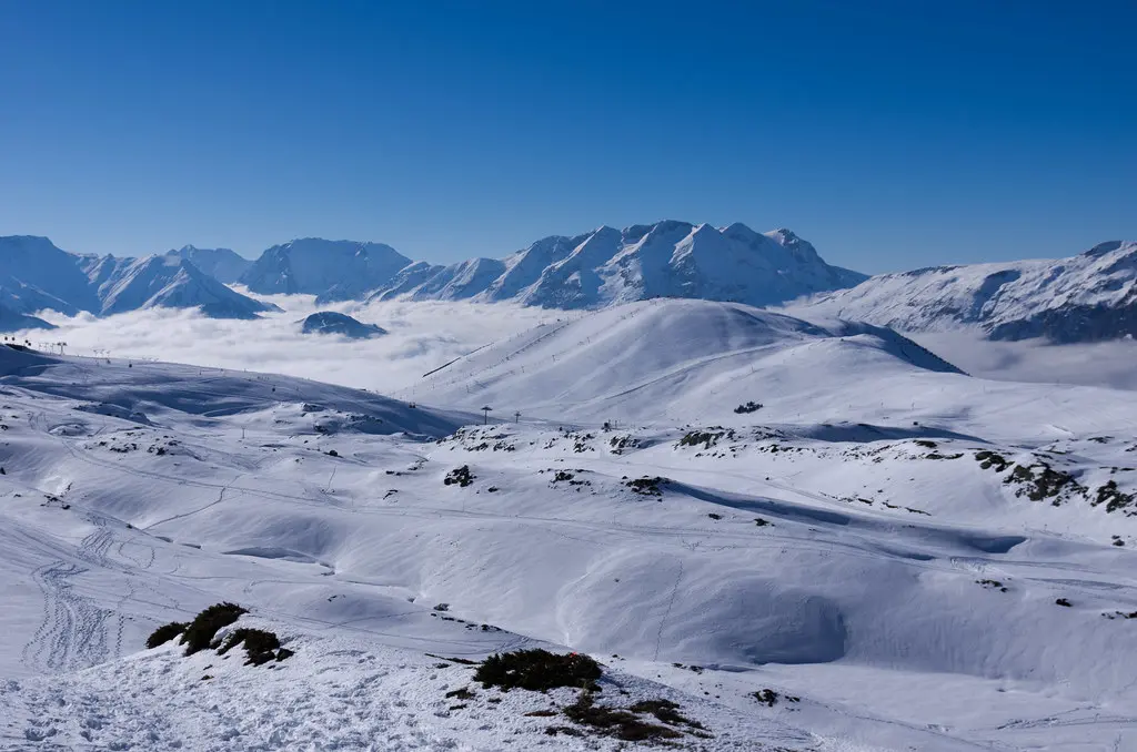 Alpe d'Huez Grand Domaine ski resort
