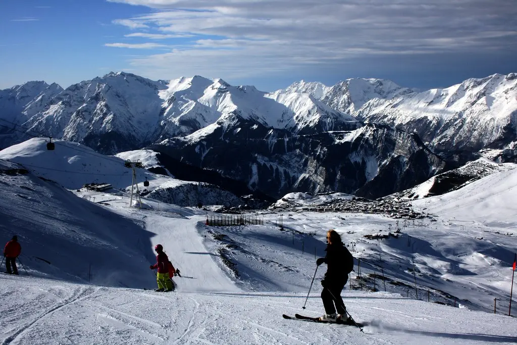 Alpe d'Huez Grand Domaine ski resort