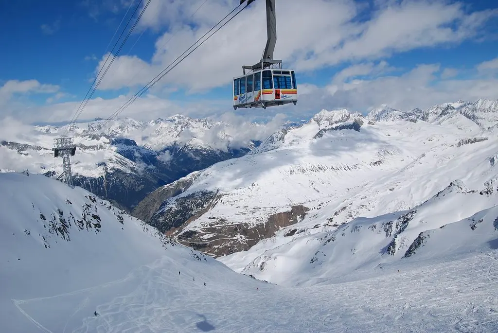 Skiarena Andermatt ski resort